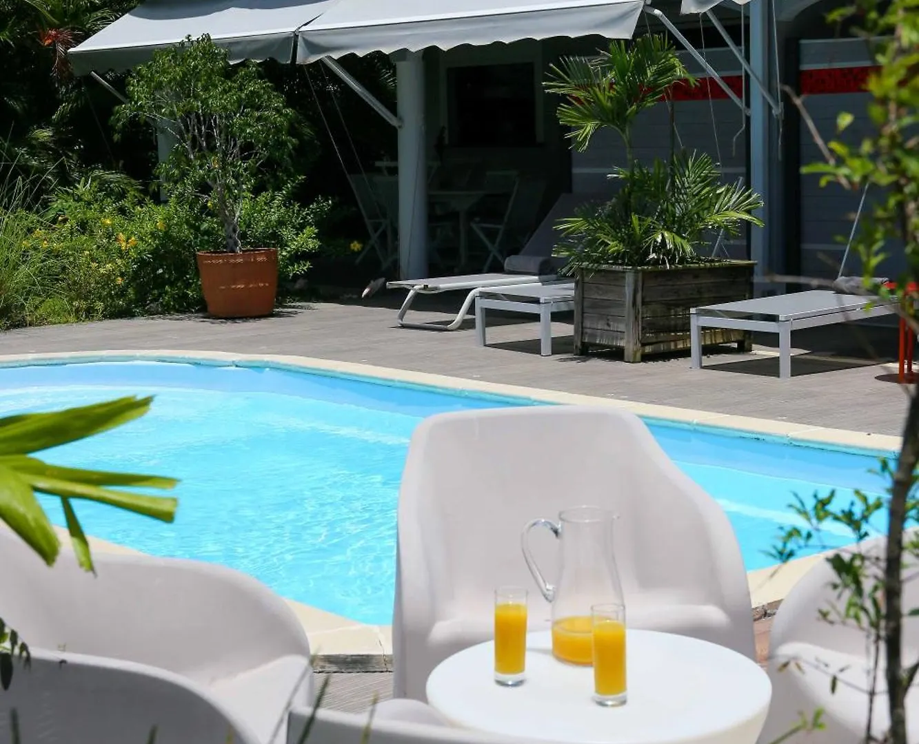 Les Nuits Galantes Appartement Lantana Saint-Francois  Ferienhaus